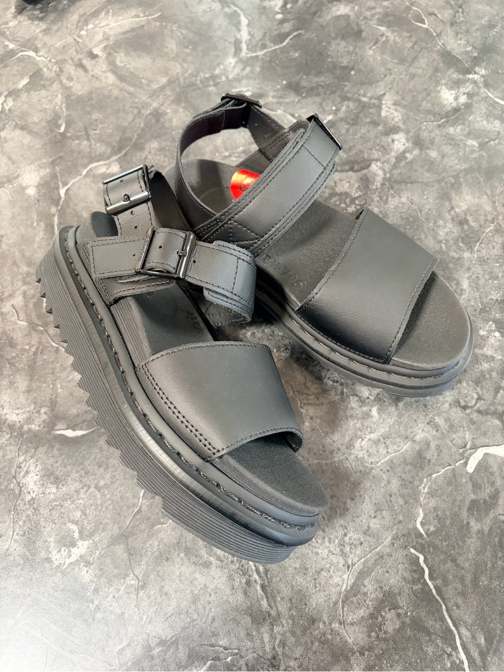 Dr. Martens sandals Voss black sandals